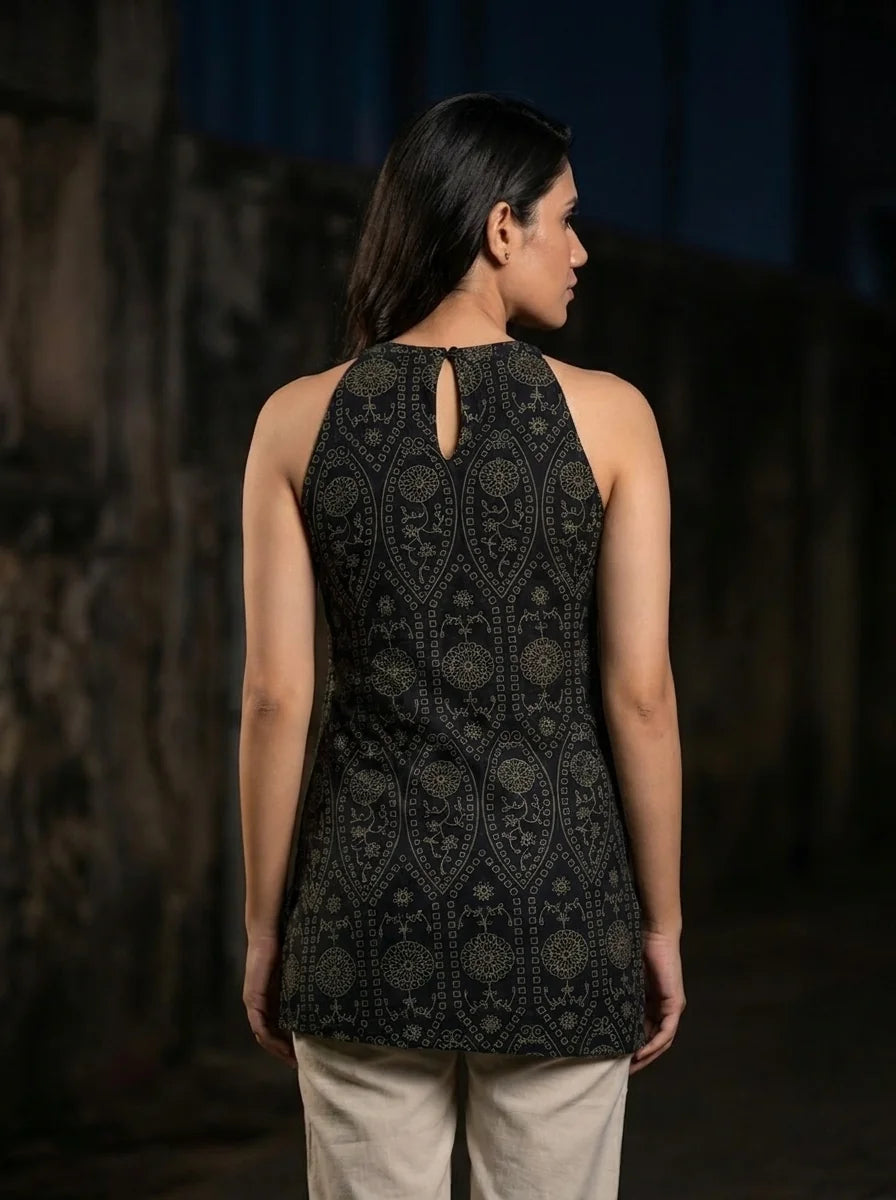 black halter kurti keyhole button back