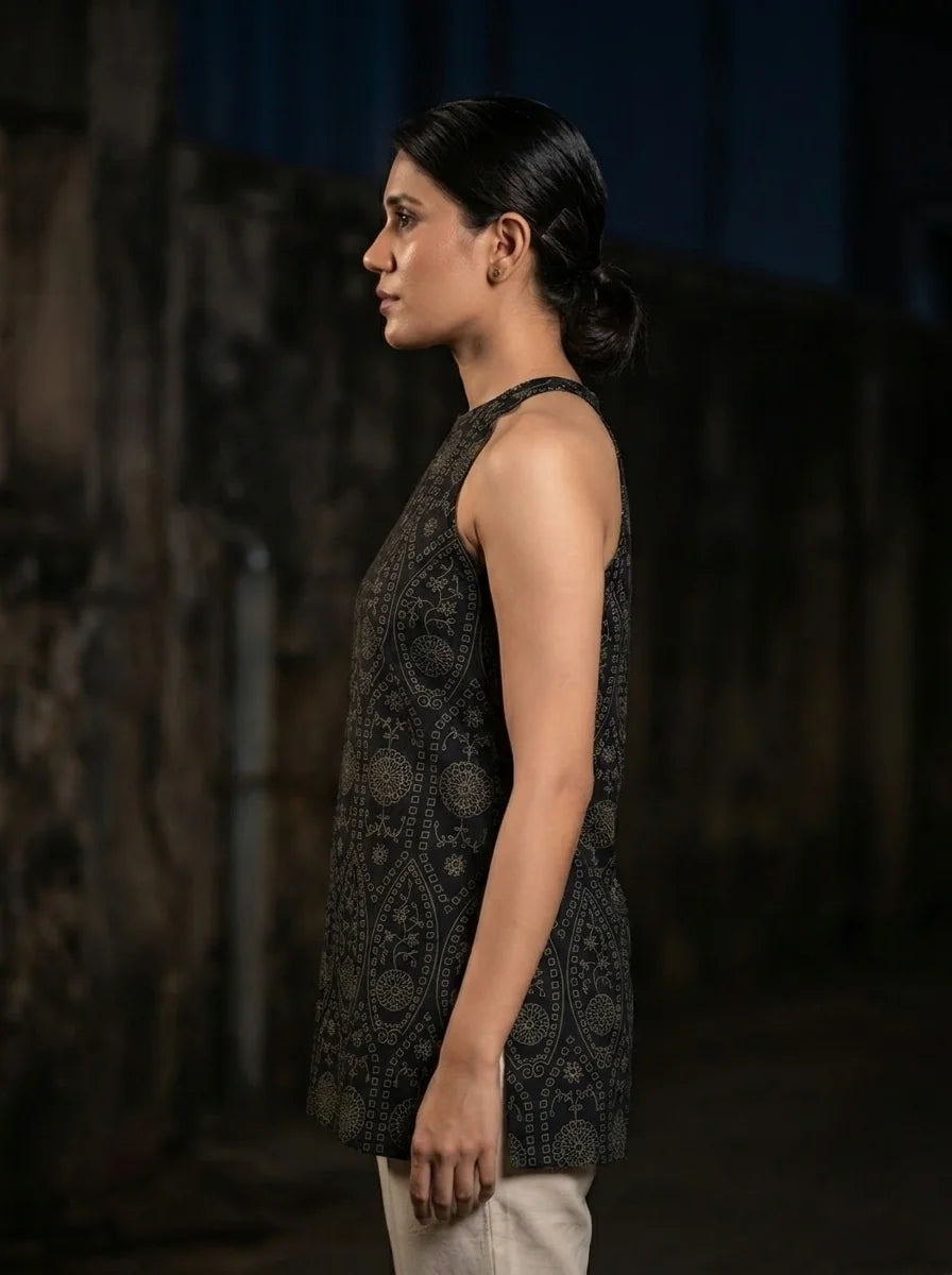 black halter kurti side view