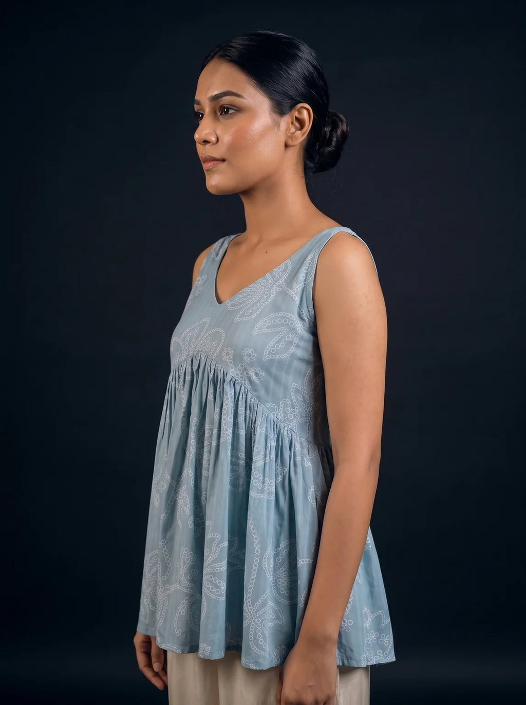 powder blue schiffli top side profile