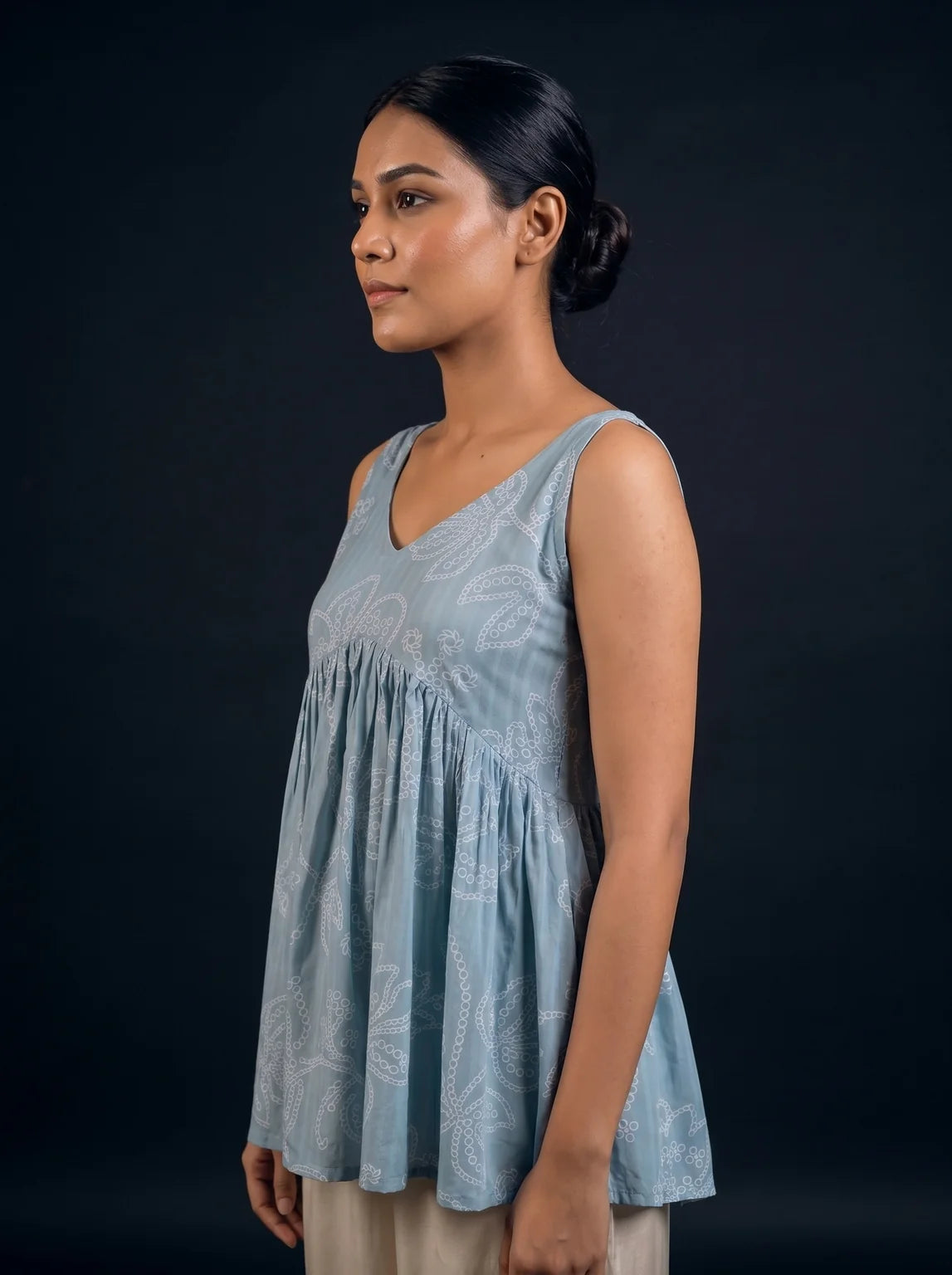 powder blue schiffli top side profile